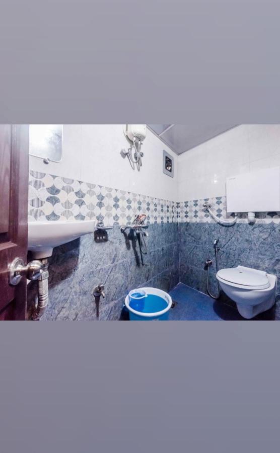 Awesome Dormitory Male Only Bombaj Zewnętrze zdjęcie